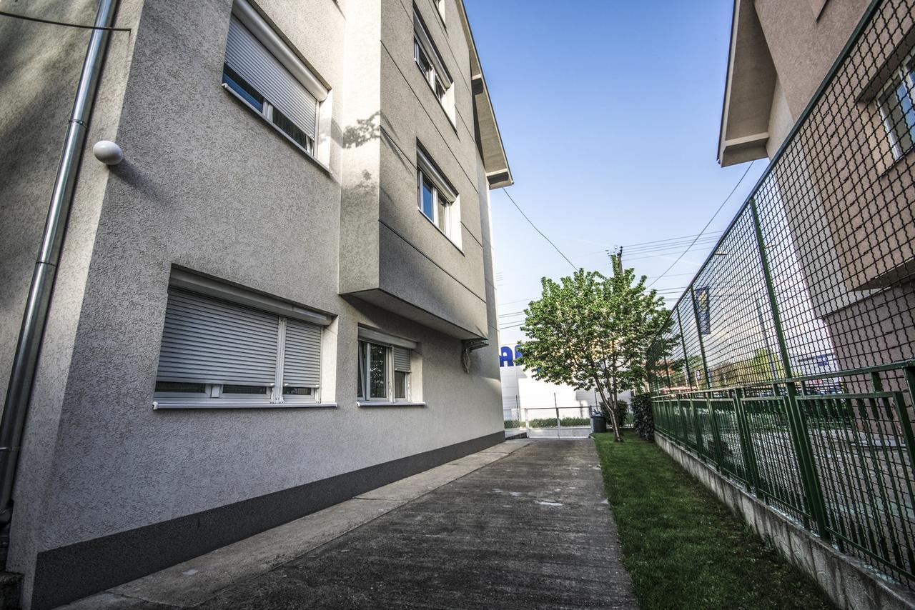 Apartments Ivan Ni Exteriör bild